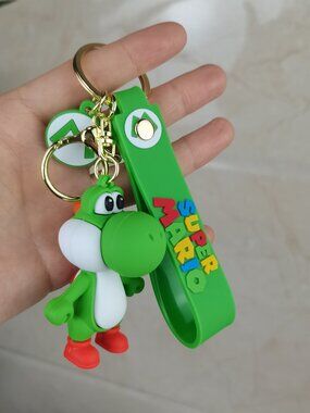 💥New💥Super Mario Brother’s Luigi Keychain💥